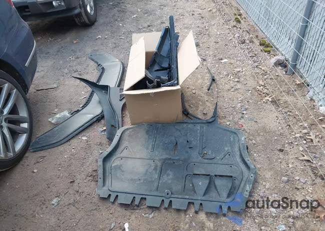 1VWDT7A37HC037399: 44123787