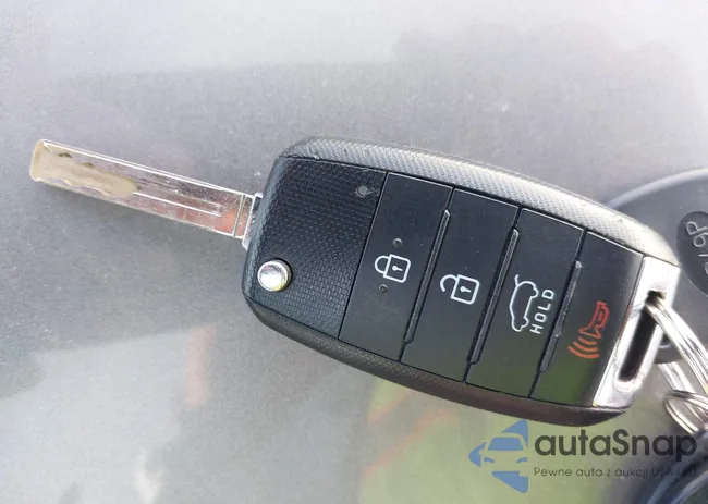 KNDJN2A24F7161601: 44123816