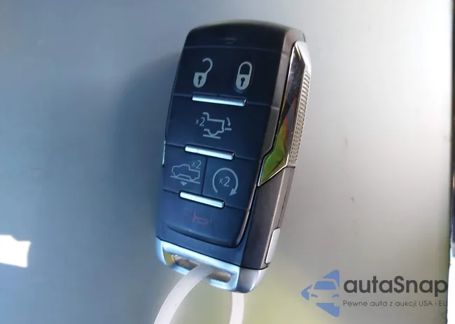 1C6SRFHT4NN266736: 44123834