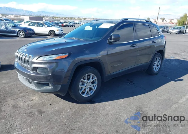 1C4PJMCS8GW334784: 44123878