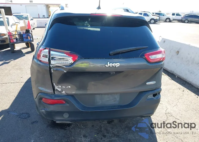 1C4PJMCS8GW334784: 44123878