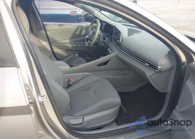 KMHLL4AG5PU632577: 44123888