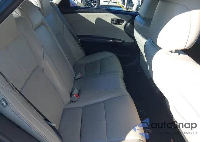 4T1BK1EB2FU142897: 44123960