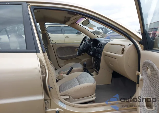 KNADC123X16014652: 44124001