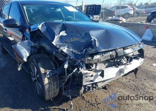 1N4BL4DW1LC235912: 44124003