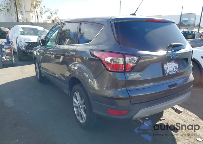 1FMCU0GD1HUD66480: 44124027