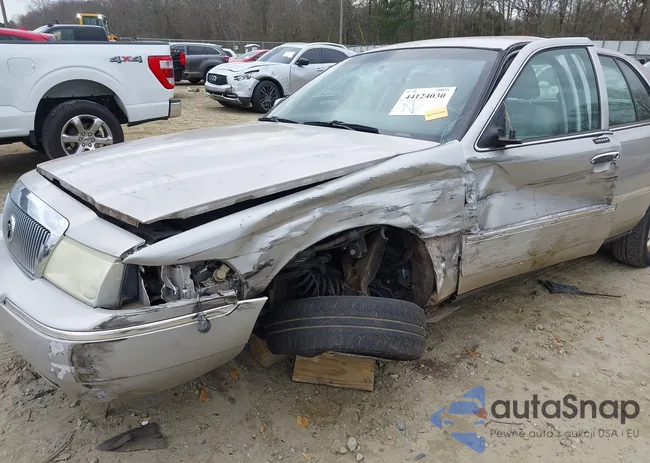 2MEFM75W93X711902: 44124030