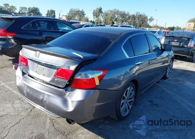 1HGCR2F51DA079455: 44124036