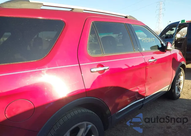 1FM5K7F81FGA02468: 44124045