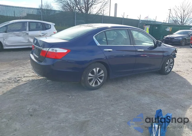 1HGCR2F38DA200853: 44123204