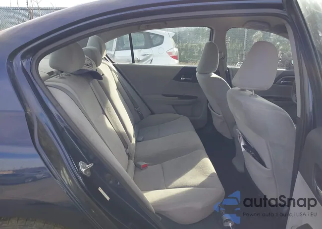 1HGCR2F38DA200853: 44123204