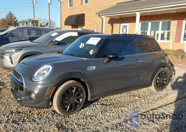 WMWXP7C56J2A46979: 44123209