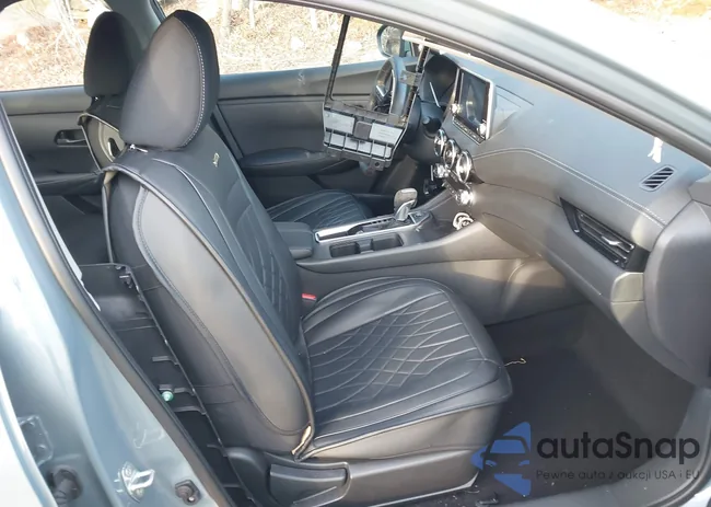 3N1AB8CV4RY277552: 44123325