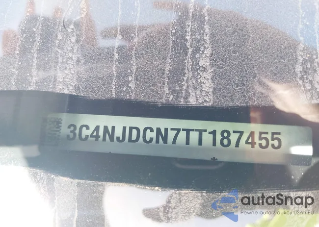 3C4NJDCN7TT187455: 44123351