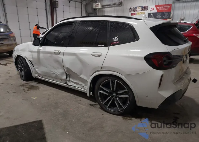 5YM13EC04N9J72840: 44123381