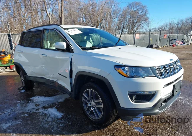 3C4NJDBB5LT258482: 44123430