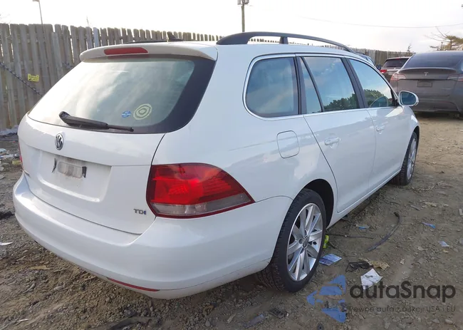 3VWPL7AJ9EM627917: 44124575