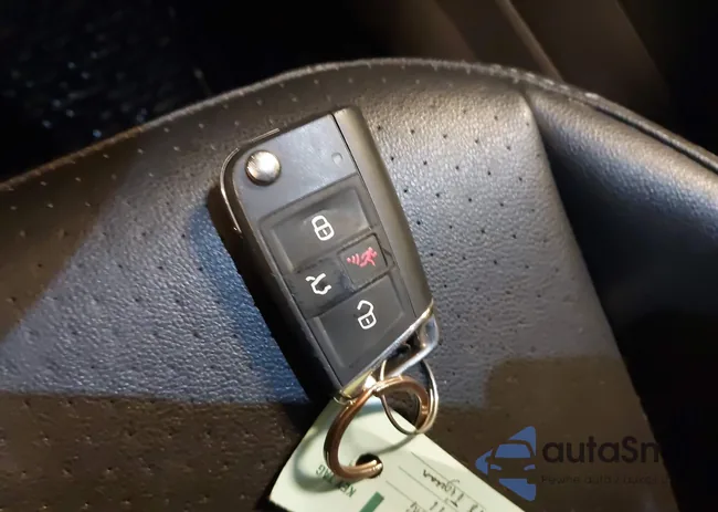 3VV2B7AX3JM205044: 44124587