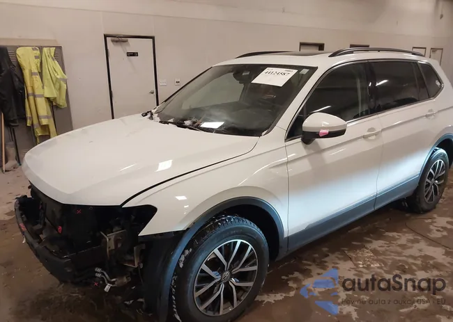 3VV2B7AX3JM205044: 44124587