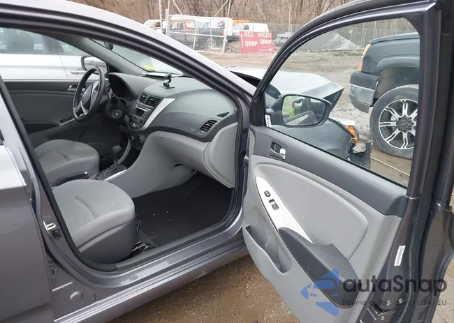 KMHCT4AE1FU802883: 44124595