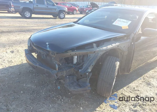 1HGCS128X9A006221: 44124652