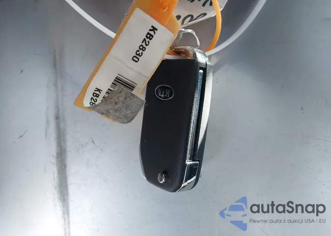 3KPF24AD3ME312923: 44124724