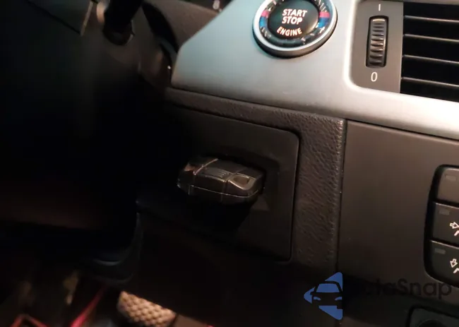 WBAPM7G50ANL88944: 44124729