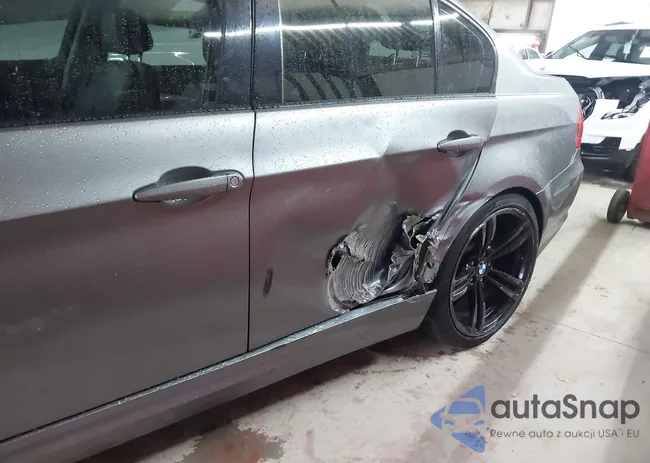 WBAPM7G50ANL88944: 44124729