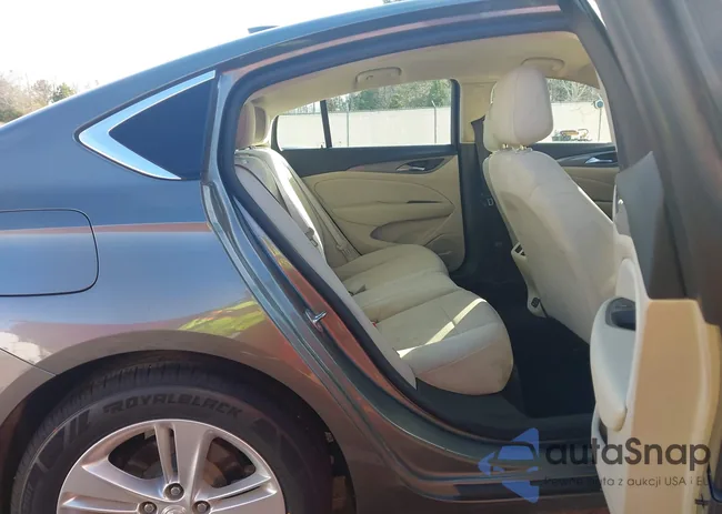 W04GL6SX9K1033301: 44124779