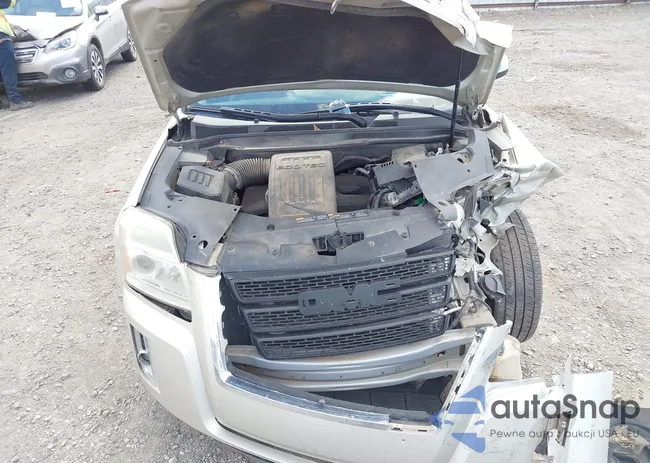 2GKALMEK6D6330224: 44124784