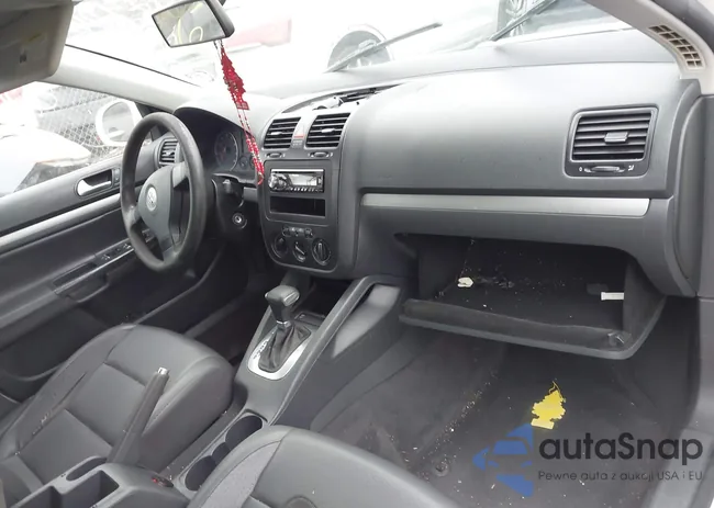 3VWSG71KX6M789032: 44124803