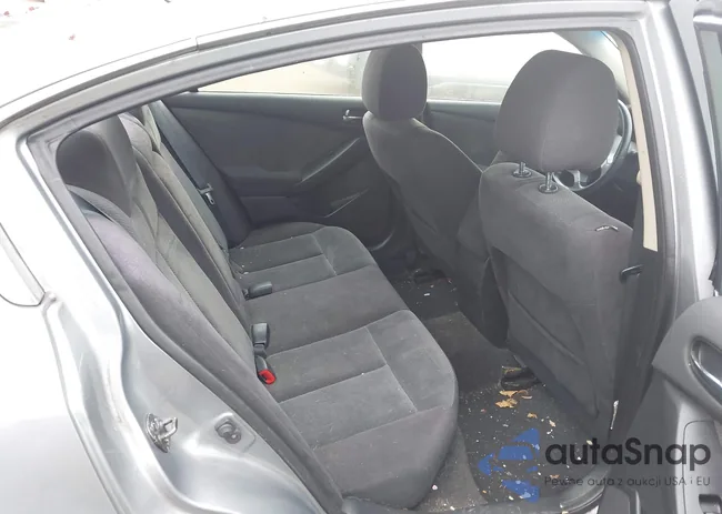 1N4AL21E17N466220: 44124882