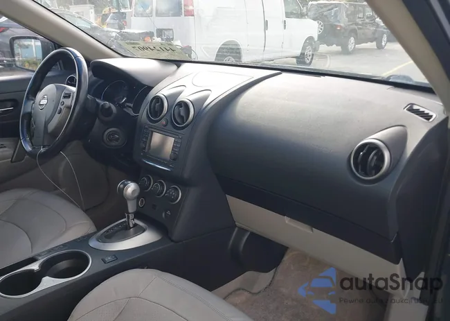 JN8AS5MV1DW613639: 44124907