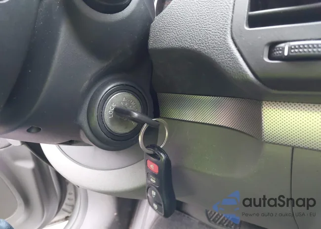 3N1AB61E09L641681: 44124917