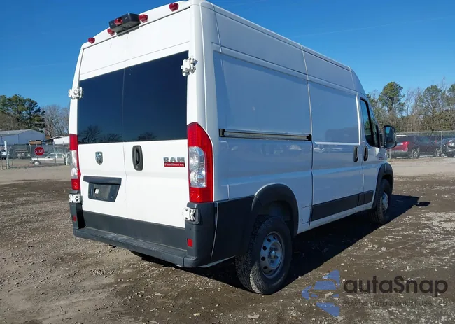 3C6TRVBG6LE106207: 44124939