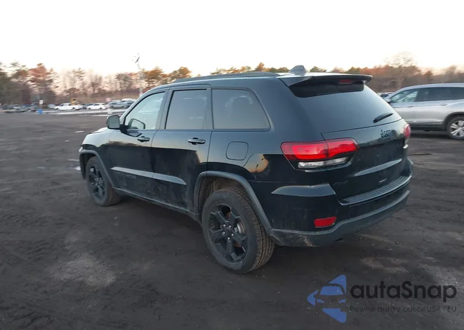 1C4RJFAG7JC352818: 44124994