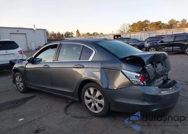 1HGCP26848A127262: 44125032