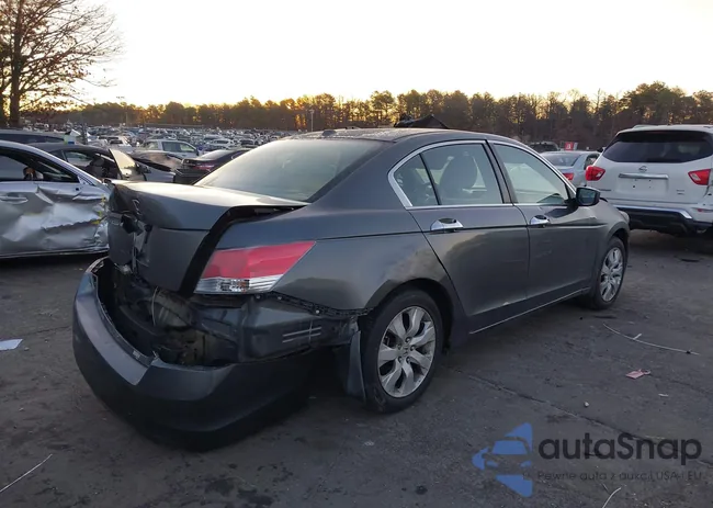 1HGCP26848A127262: 44125032