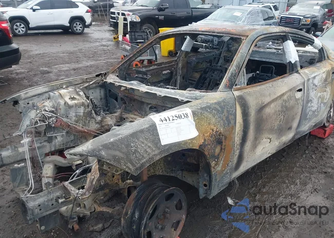 2C3CDXHG0FH800107: 44125038