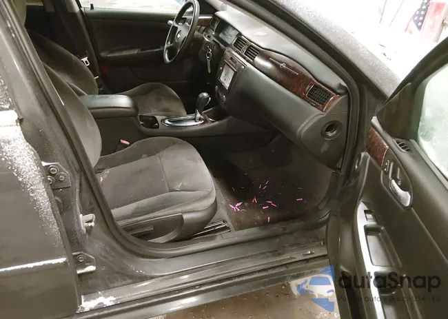 2G1WB5E30E1185532: 44124148