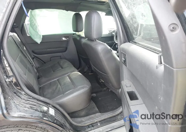 1FMCU0E75CKC64827: 44124178