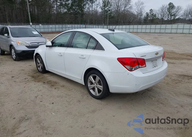 1G1PE5SB8F7300809: 44124215