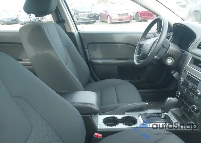 3FAHP0HA9AR352299: 44124230