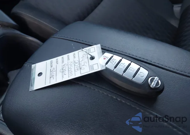 KNMAT2MV8JP517682: 44124300