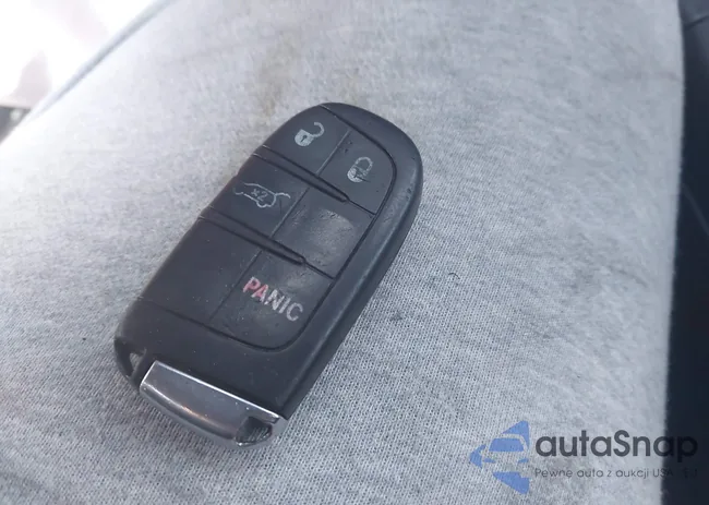 1C4RJEAG5JC481361: 44124317