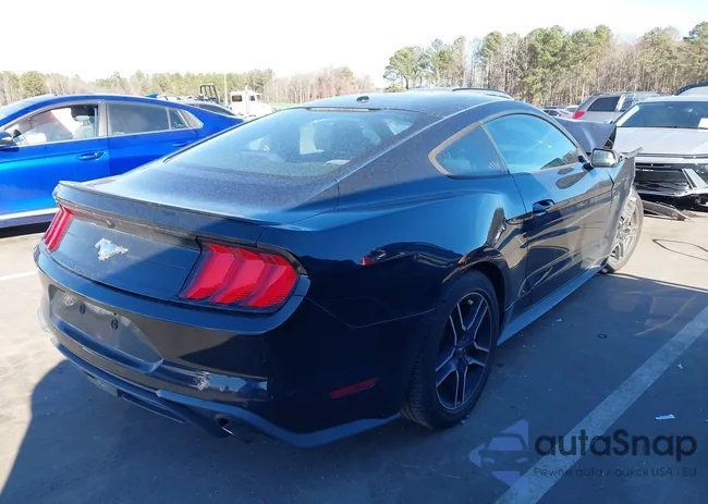 1FA6P8TH1L5122837: 44124333