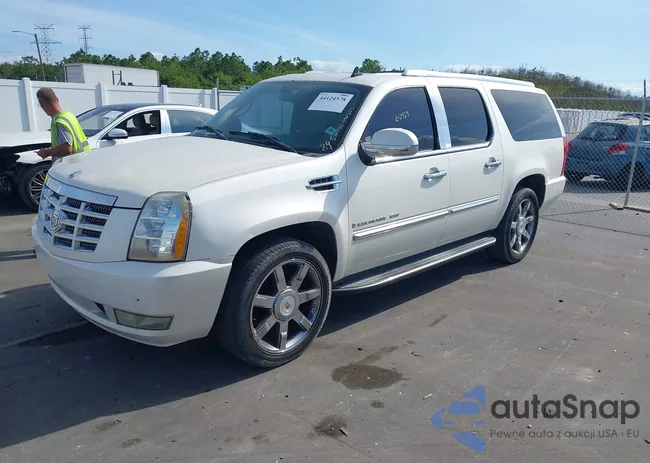 1GYFK66818R130925: 44124378