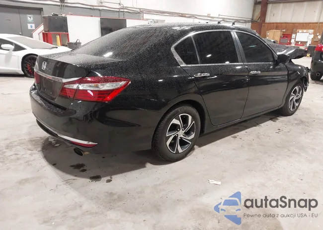 1HGCR2F35GA001330: 44124387