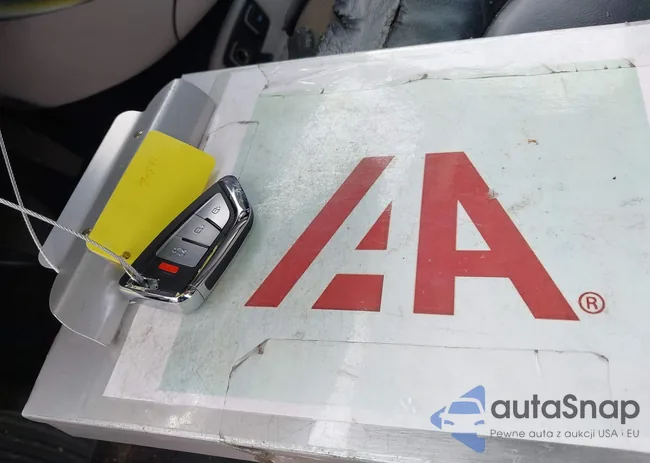 2C4RC1BGXHR721930: 44124411