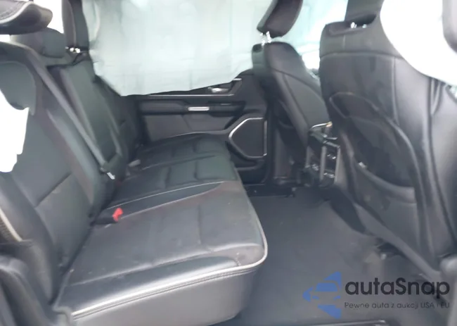 1C6SRFJT1NN355447: 44124425